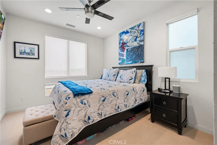 1068 Hampton, Costa Mesa, California 92627