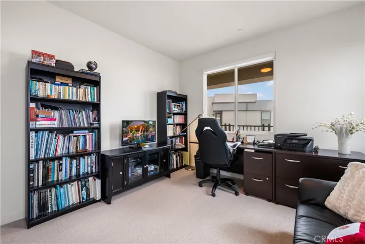 1068 Hampton, Costa Mesa, California 92627