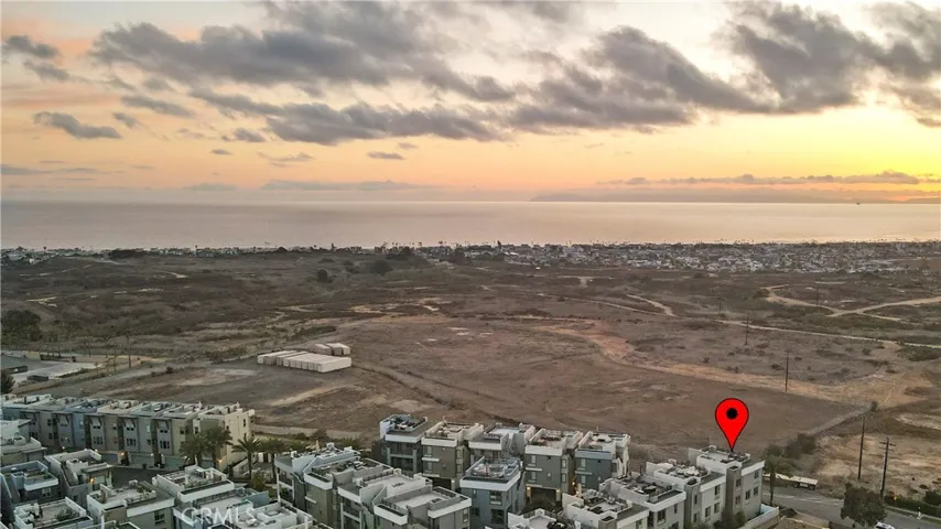 1068 Hampton, Costa Mesa, California 92627