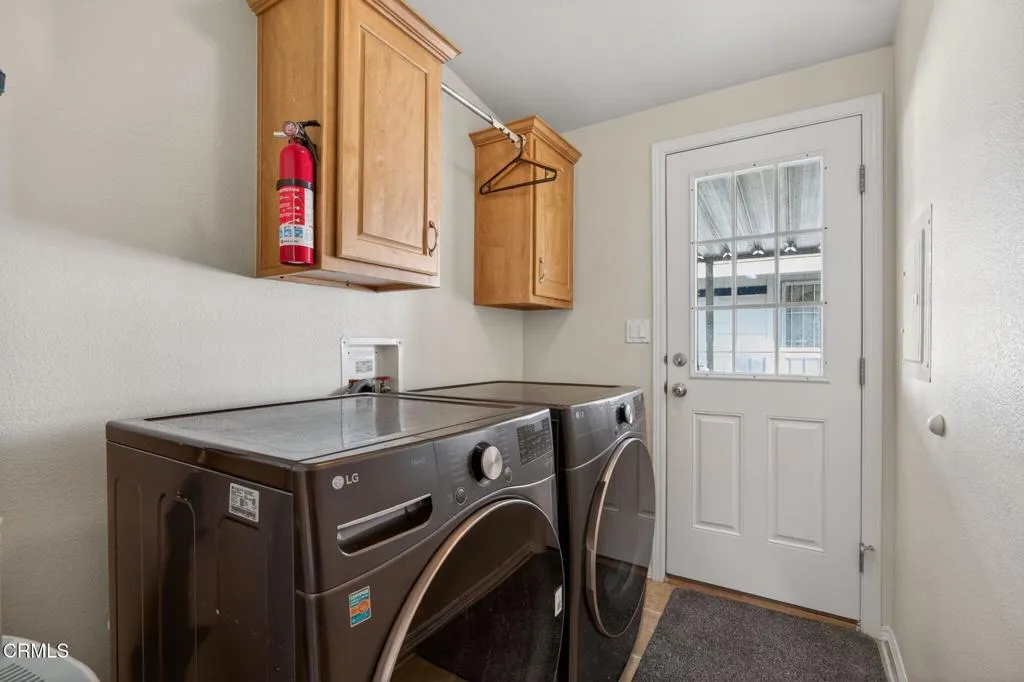 10-web-or-mls-UpmarketMedia-57Via-017