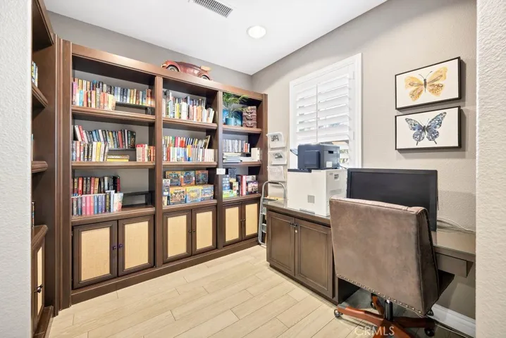 HOA- library