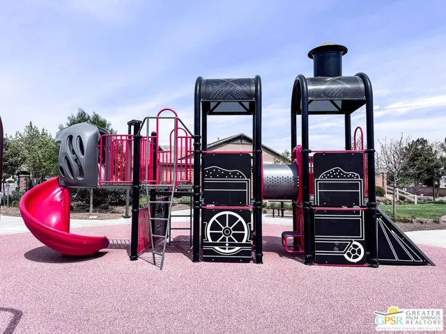 743 Pooish Avenue, San Jacinto, California 92582