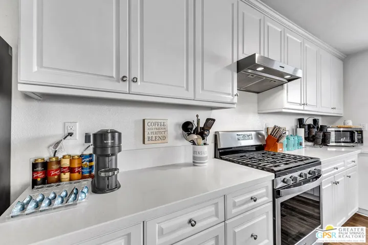 743 Pooish Avenue, San Jacinto, California 92582