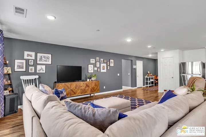 743 Pooish Avenue, San Jacinto, California 92582