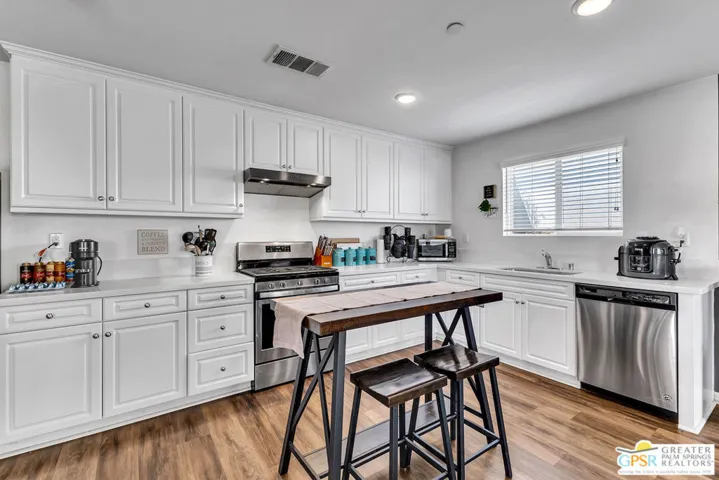 743 Pooish Avenue, San Jacinto, California 92582