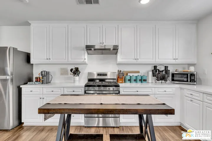 743 Pooish Avenue, San Jacinto, California 92582