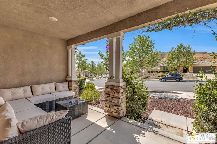 743 Pooish Avenue, San Jacinto, California 92582