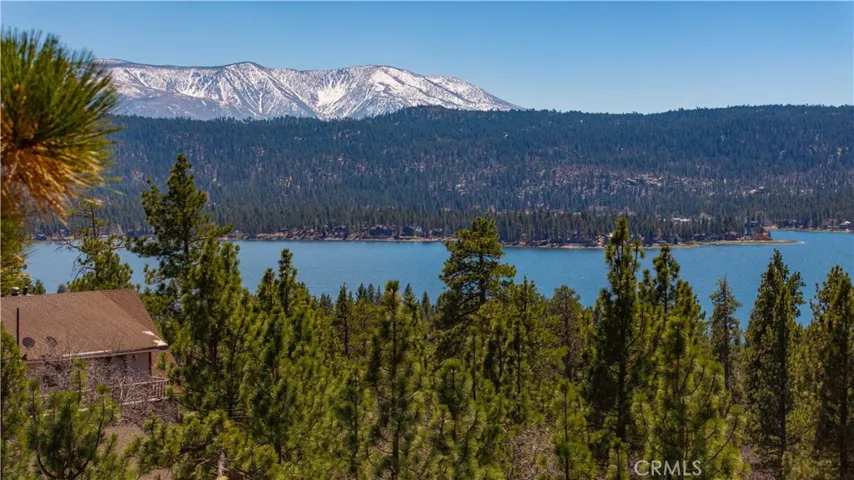 39563 Raccoon Drive, Fawnskin, California 92333