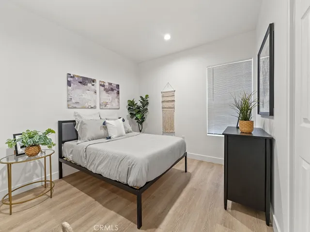Main House - Bedroom #2