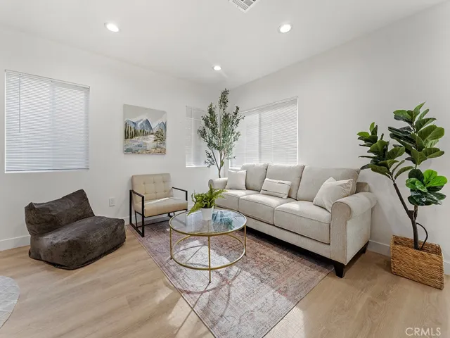 Main House - Living room