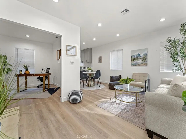 Main House - Living room