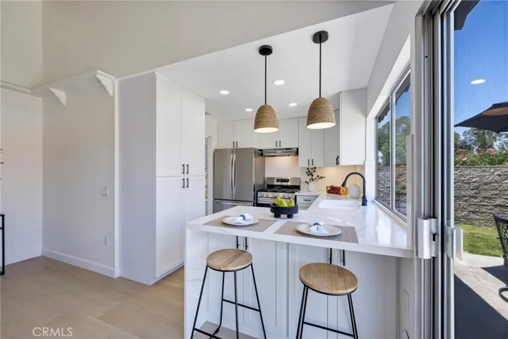 2845 Roncador, Riverside, California 92503