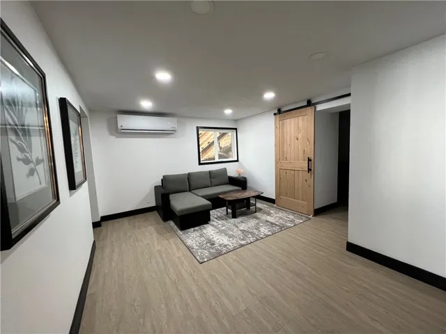 This is the downstairs 1-bedroom unit