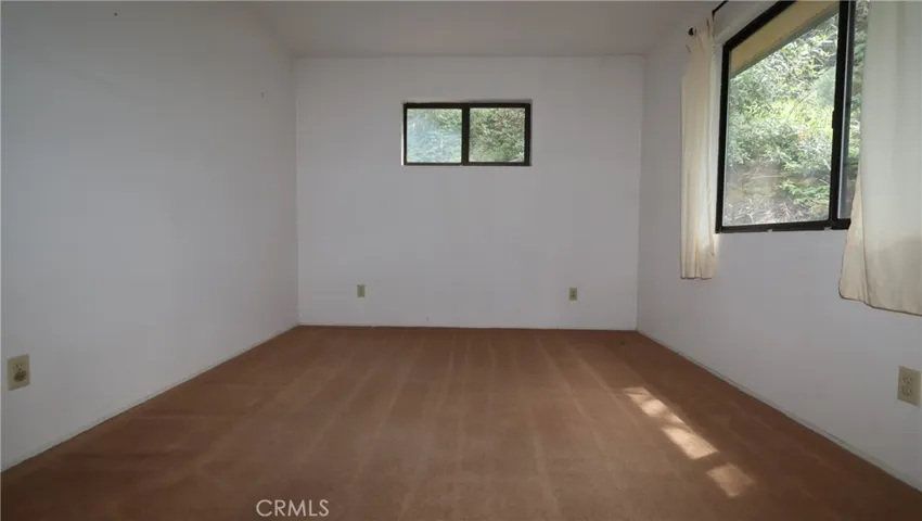 2nd floor bedroom