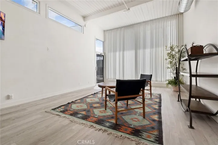 555 E 3rd, Long Beach, California 90802