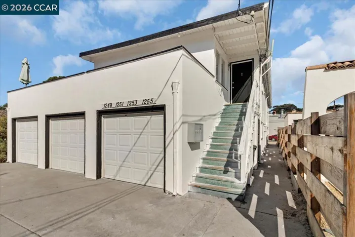 1251 1st St- Garage Space