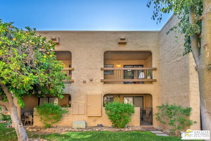 exceptional upstairs location