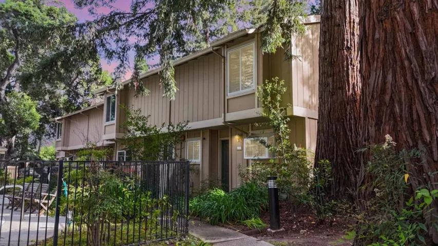 201 Flynn Avenue 13, Mountain View, California 94043