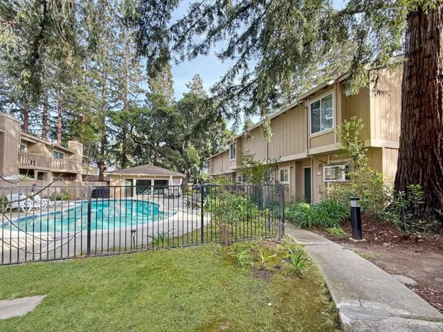 201 Flynn Avenue 13, Mountain View, California 94043