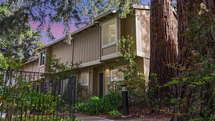 201 Flynn Avenue 13, Mountain View, California 94043