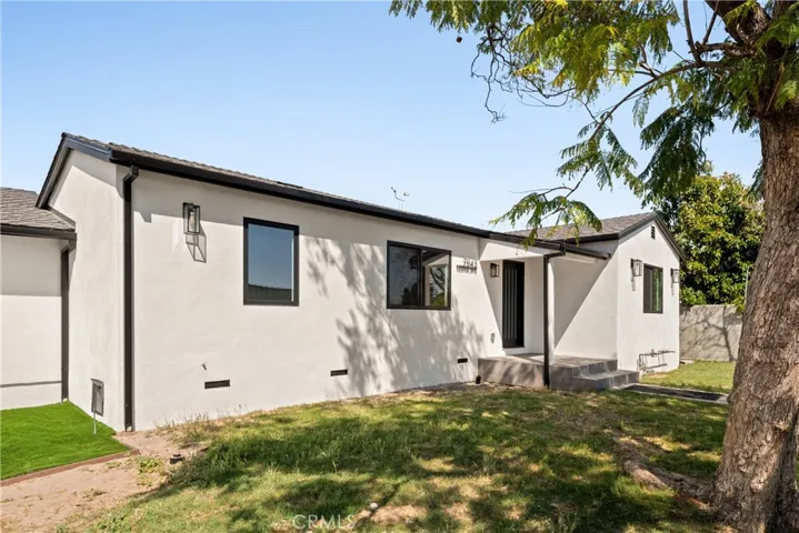 7943 Ledge Avenue, Sun Valley, California 91352