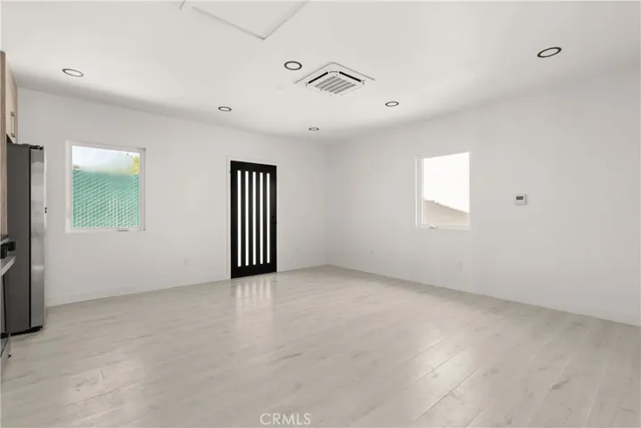 7943 Ledge Avenue, Sun Valley, California 91352