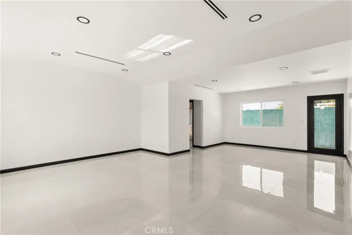 7943 Ledge Avenue, Sun Valley, California 91352
