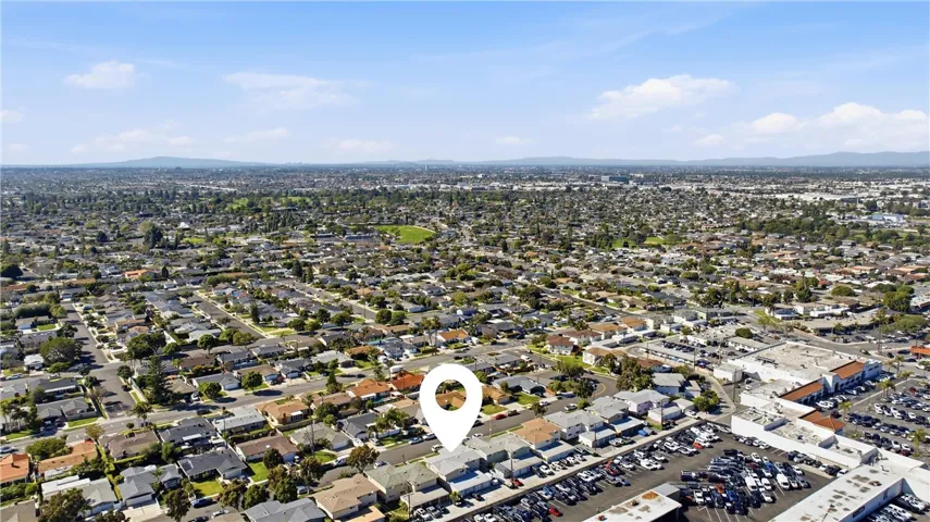 2940 Peppertree, Costa Mesa, California 92626