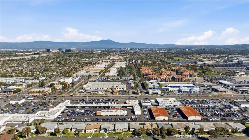 2940 Peppertree, Costa Mesa, California 92626