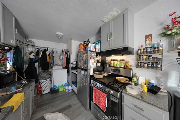 3220-Kitchen