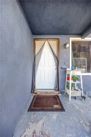 3220-Entrance