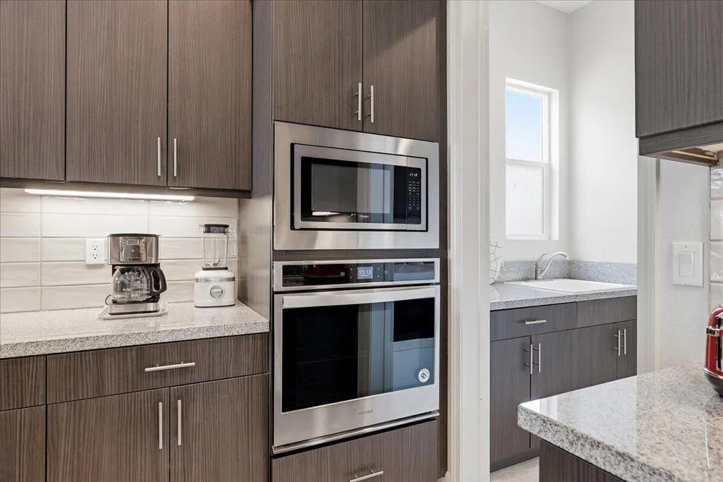 22-Kitchen