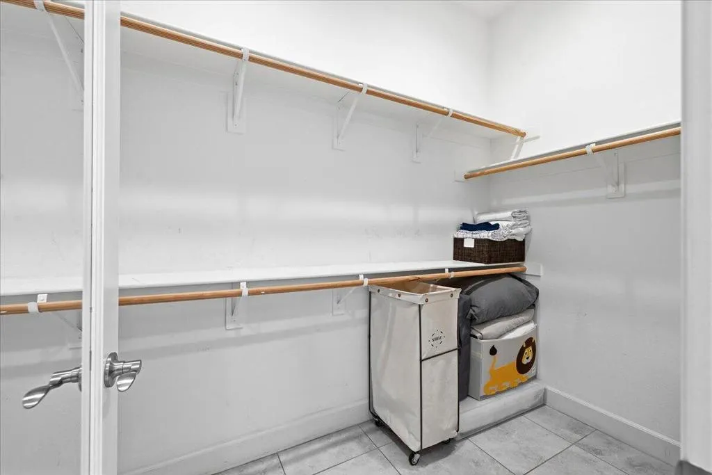 29-Primary Bathroom