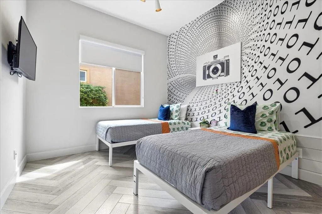 30-Bedroom 2