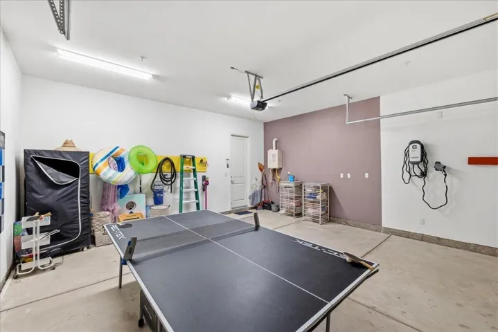42-Garage
