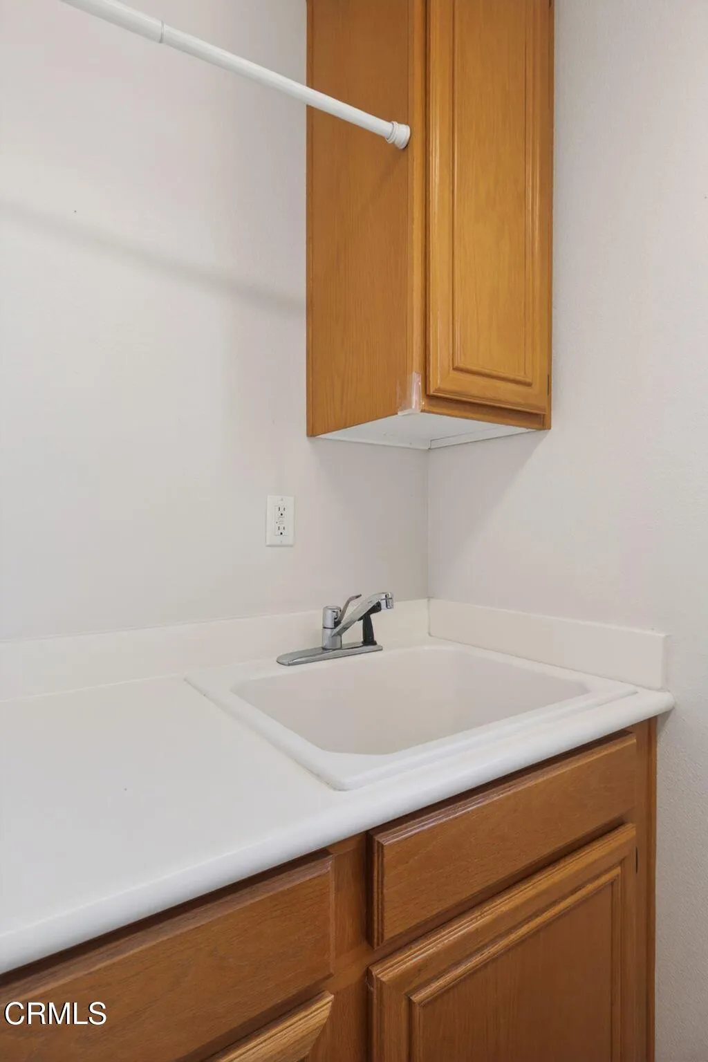 42-web-or-mls-UpmarketMedia-1705ViaPaj-1