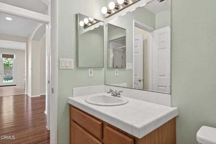 39-web-or-mls-UpmarketMedia-1705ViaPaj-0