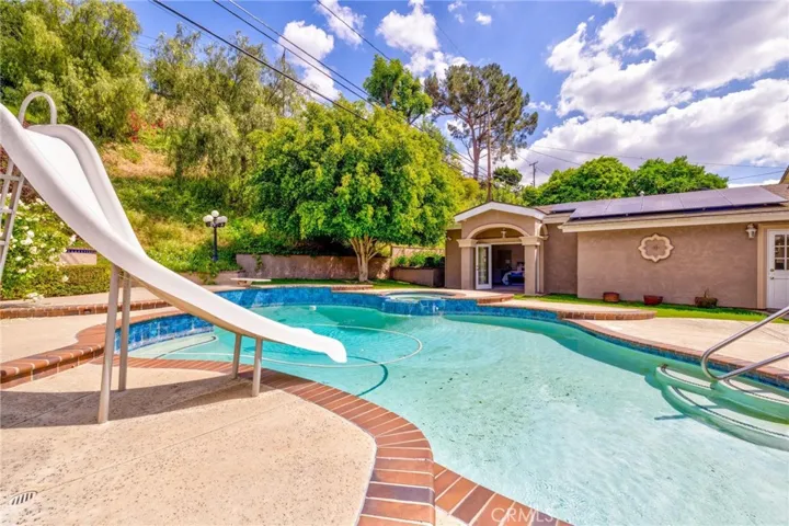 2504 Sarandi Grande, Hacienda Heights, California 91745
