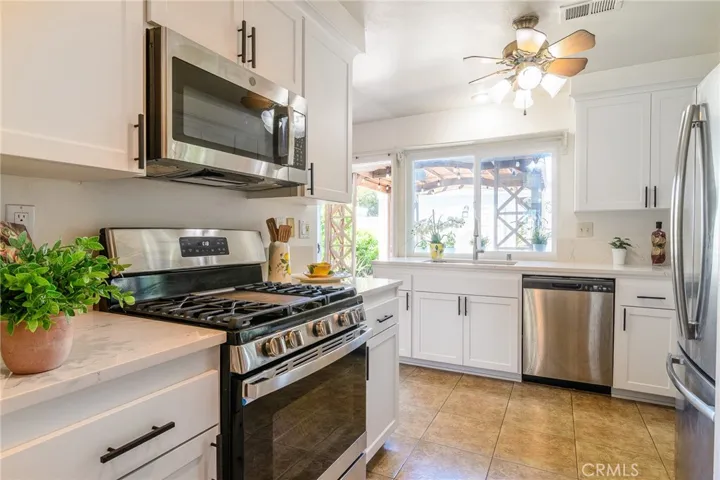 11473 Miscou Way, Cypress, California 90630