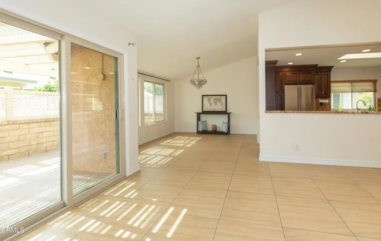 10 17106 Village 17 (Camarillo CA)