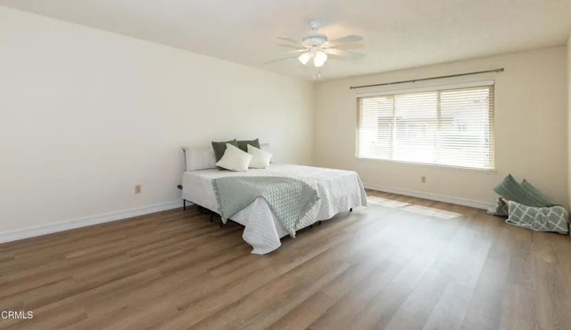 23 17106 Village 17 (Camarillo CA)