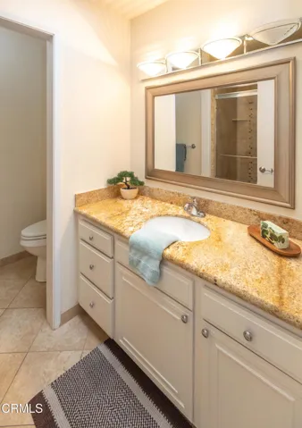 32 17106 Village 17 (Camarillo CA)