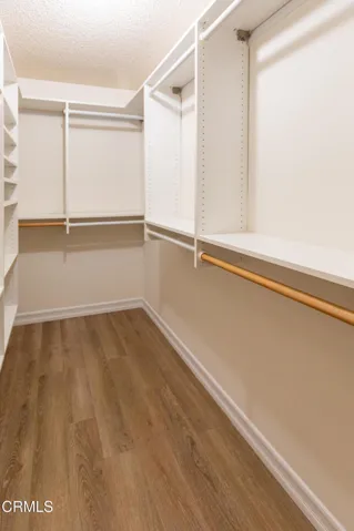 29 17106 Village 17 (Camarillo CA)