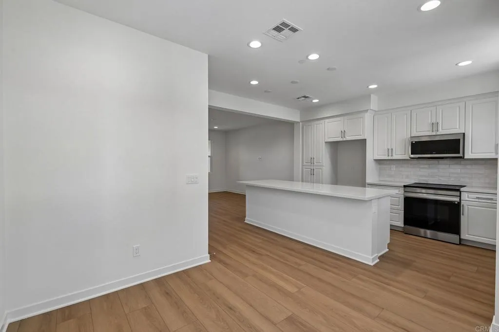 323 Jimson Glen, Escondido, California 92025 — photo 5