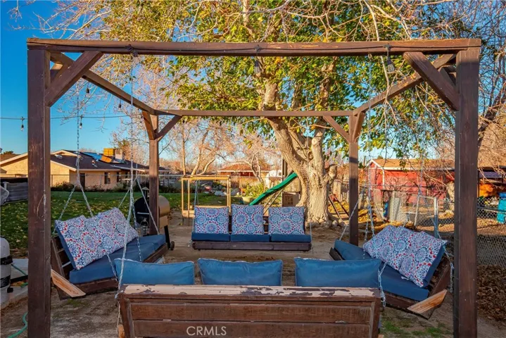 36904 95th E, Littlerock, California 93543