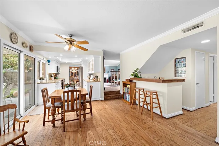 Wet bar perfect for the entertainer at heart