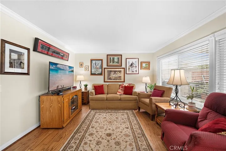 Cozy family room off kitchen
