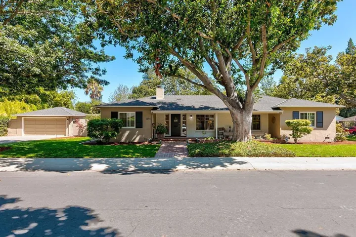 1595 Hamilton, Palo Alto, California 94303