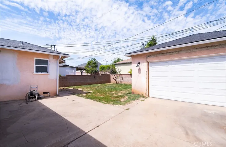 2204 W Victoria, Montebello, California 90640