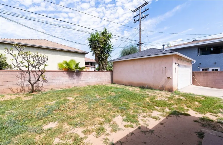 2204 W Victoria, Montebello, California 90640